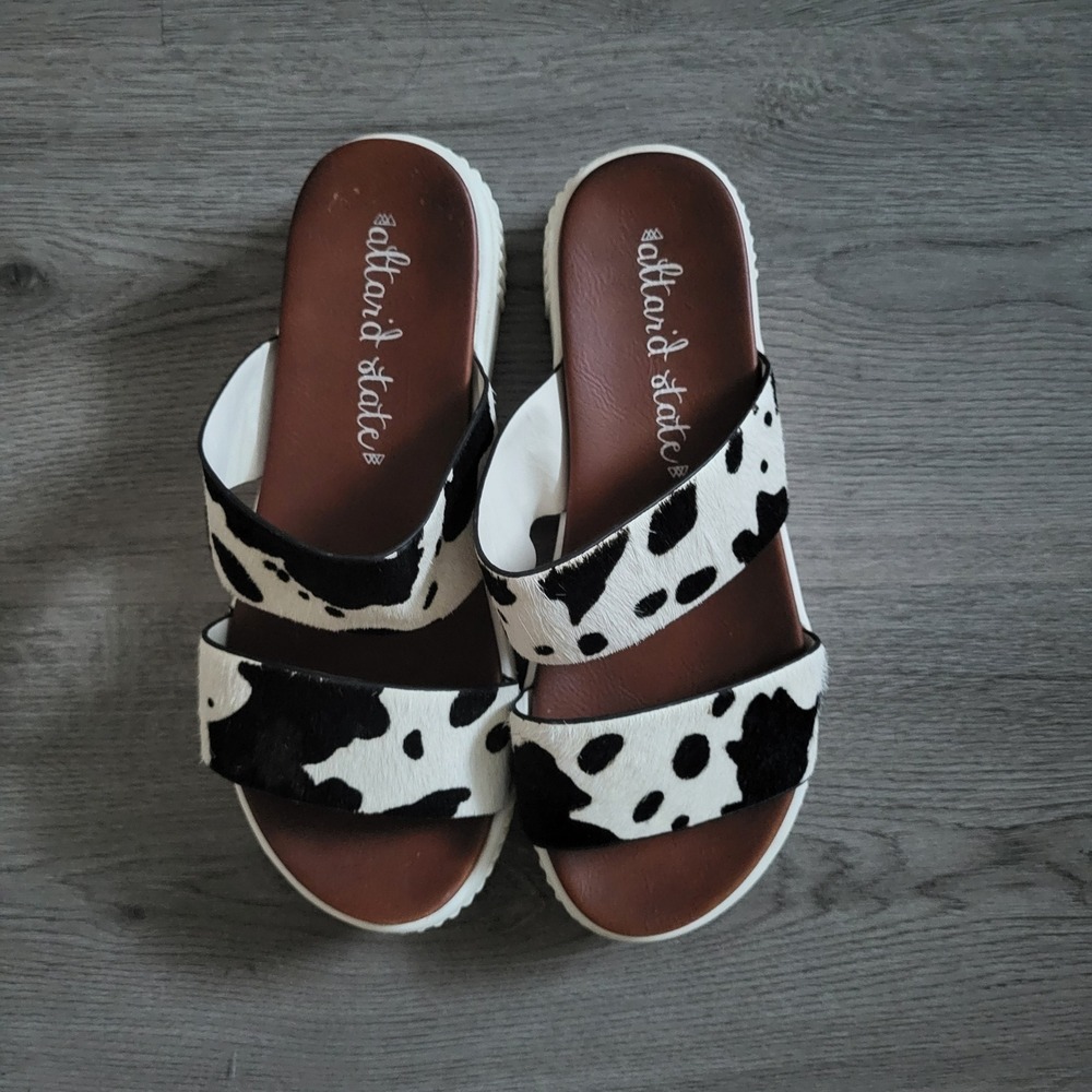 Altar'd State Cow Print Platform Slide Sandals Women 6.5 Western Farmcore Casual - Picture 3 of 7